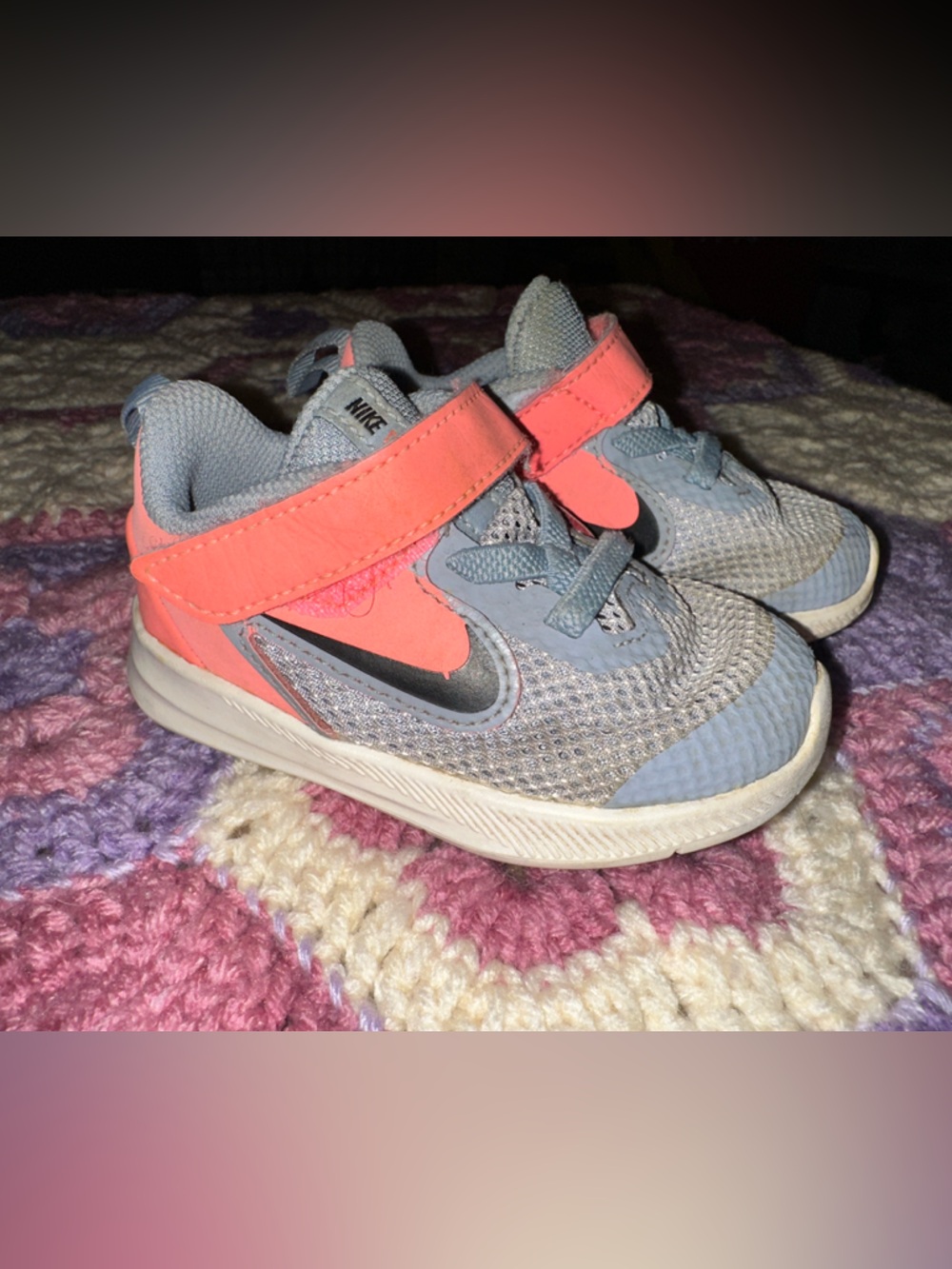 Nike Kids Light Gray Sneakers with Coral Strap